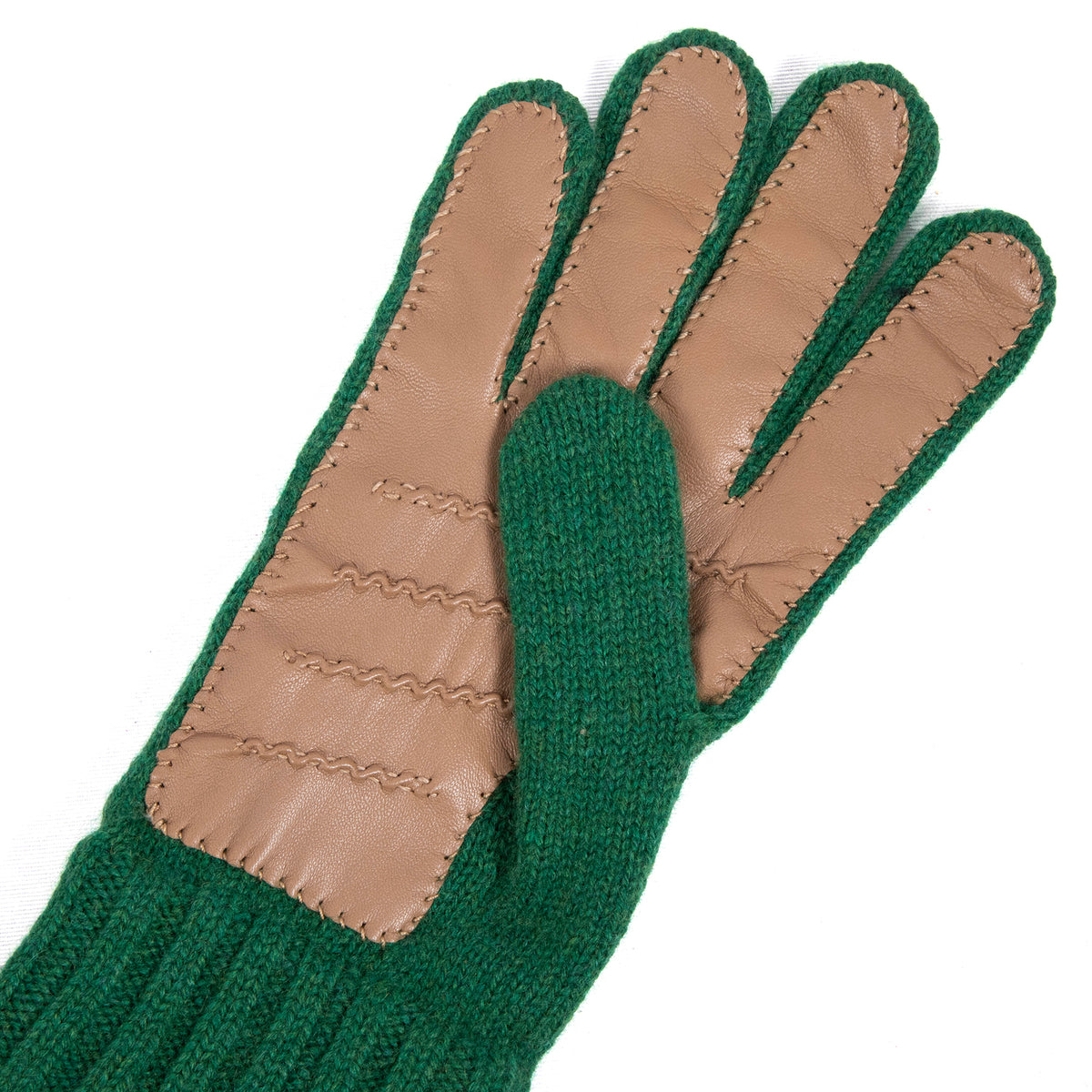 Men's natural pink cashmere gloves with side opening and chrome-free leather piping